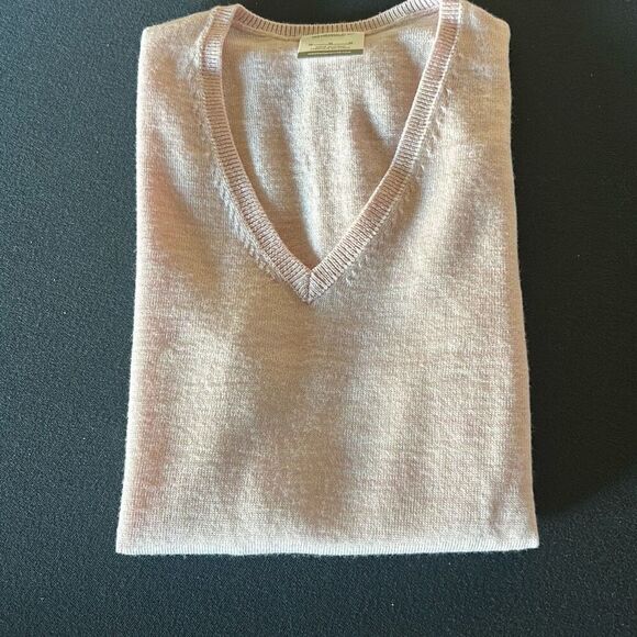 NIKE Soft Pink Wool Blend Sweater Vest - Picture 10 of 10